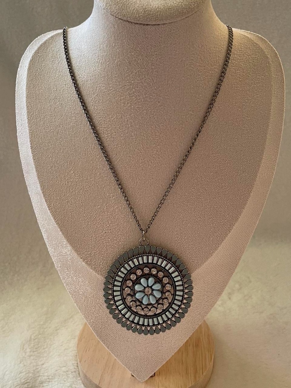 Bohemian Medallion Statement Necklace - Picture 3 of 5
